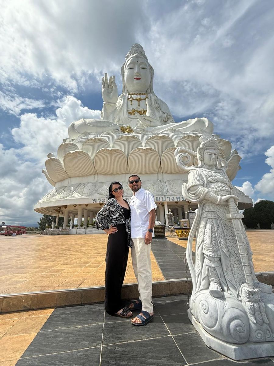 Diana y Luis en Singapur, Tailandia y Hong Kong