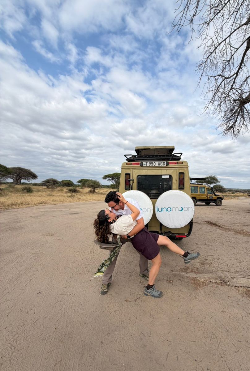 Valeria y Luis en Tanzania