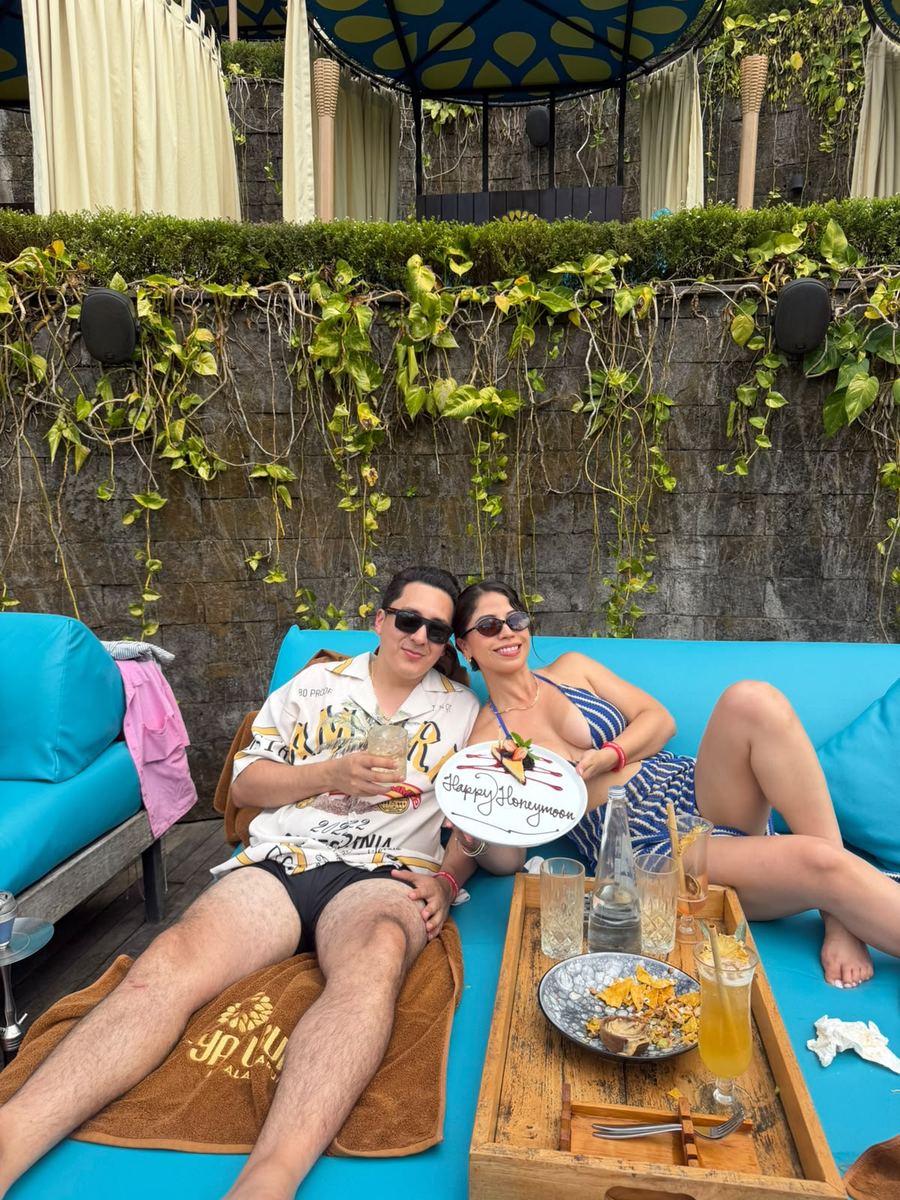 Valeria y Pedro en Indonesia
